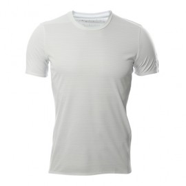 Playera Supernova 37C-DeportesSol- Marca la diferencia durante la competencia con la Playera Supernova 37c de adidas, diseñada e