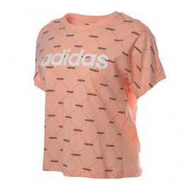 Playera adidas Linear Graphic-DeportesSol- Lleva el estilo retro del icnico logo adidas que debuto en los años 70's y que sale d
