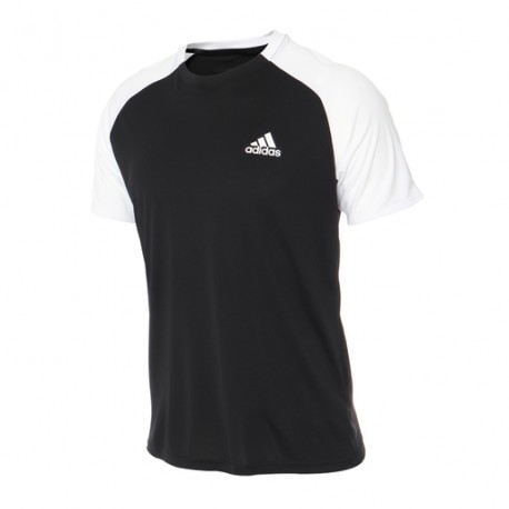 Playera adidas Club-DeportesSol- Sal a la cancha acompañado del estilo profesional de adidas con la Playera adidas Club. Es perf
