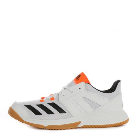 Tenis adidas Essence-DeportesSol- Con un estilo deportivo es como lucen los Tenis adidas Essence para voléibol. Podrás trasladar