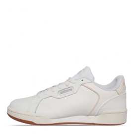Tenis adidas Roguera-DeportesSol- Un par retro para tu lookAñade los Tenis adidas Roguera para mujer a tu outfit y luce increíbl