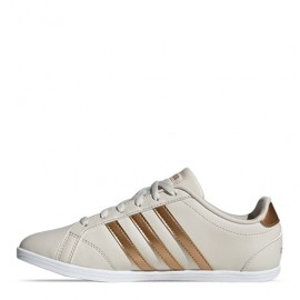 Tenis Adidas VS CONEO QT-DeportesSol- Tenis casuales para el día a díaInspirado en el deporte blanco, los TENIS VS CONEO QT de A