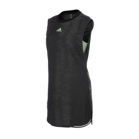 Vestido adidas New York-DeportesSol- La energía de las calles de la jungla de cemento te invaden con el vestido New York de adid