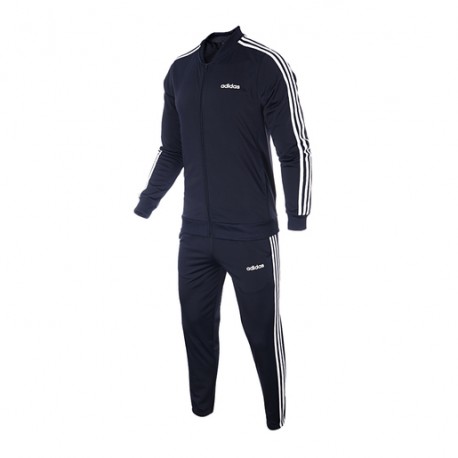 Conjunto adidas Team Sports-DeportesSol- Un clásico de adidas es el Conjunto 3S que porta estilo deportivo con sus franjas a los