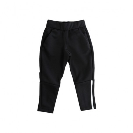 Pantalón LB ZNE 3.0-DeportesSol- El nuevo  Pantalón LB ZNE 3.0  para niños de adidas está diseñado para que puedas estar cómodo 