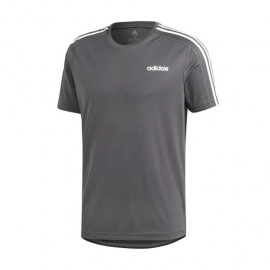 Playera adidas Design 2 Move-DeportesSol- La Playera Design 2 Move de adidas lleva un corte clásico para darte una movilidad cóm